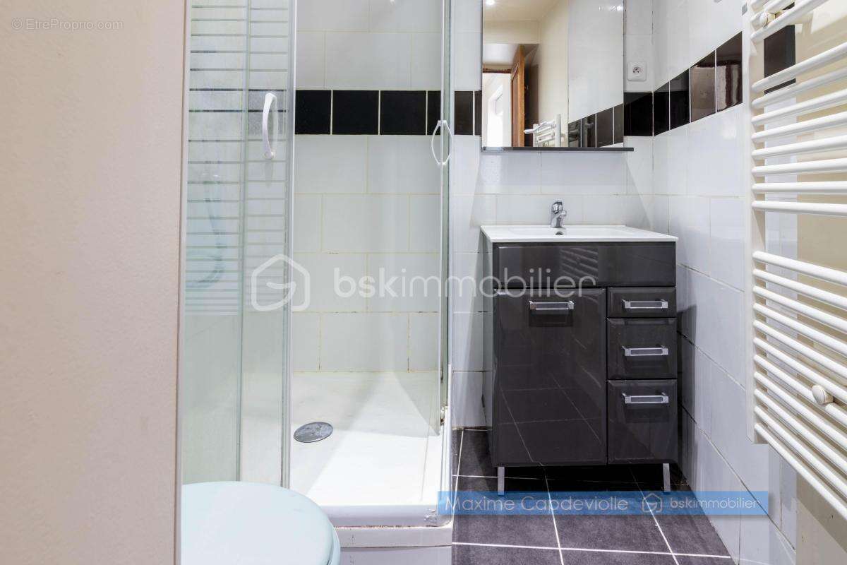 Appartement à LEUDEVILLE