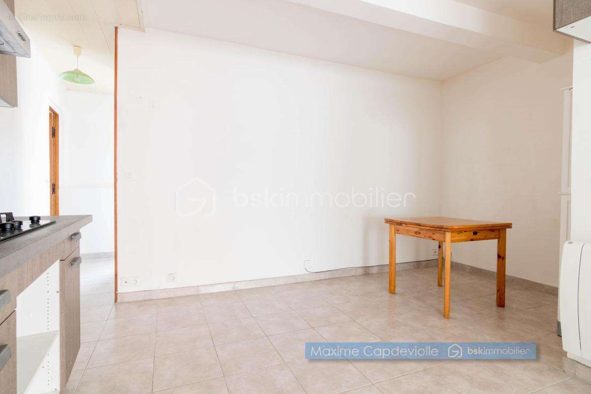Appartement à LEUDEVILLE