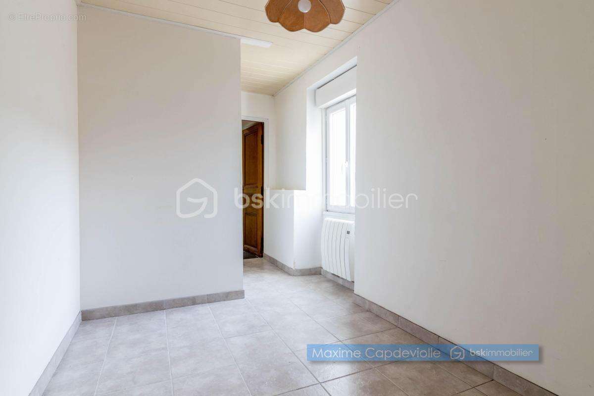 Appartement à LEUDEVILLE