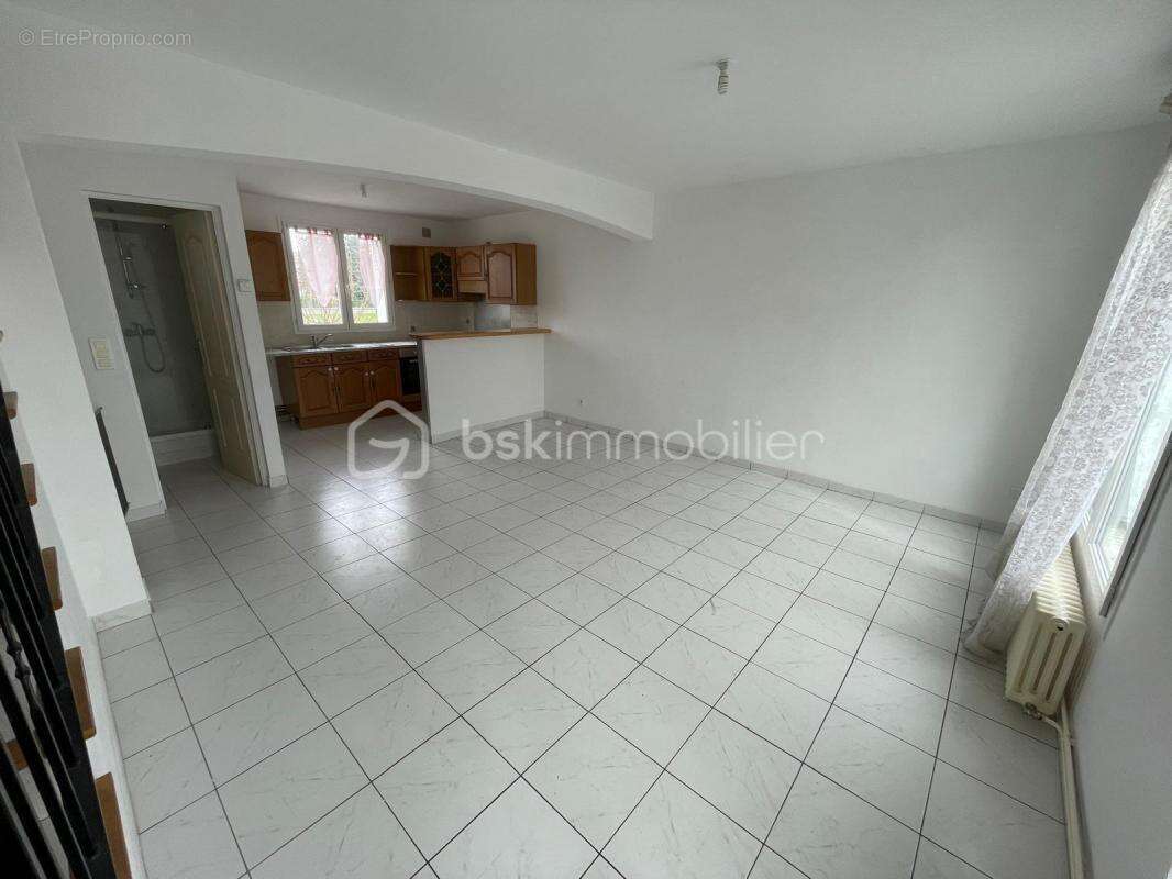 Maison à VIRY-CHATILLON