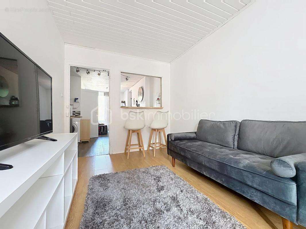 Appartement à VIZILLE