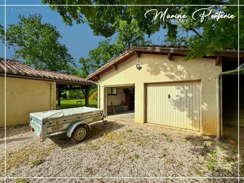 Maison à CASTERA-VERDUZAN