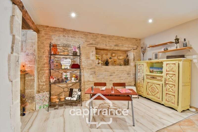 Maison à ASNIERES-LA-GIRAUD