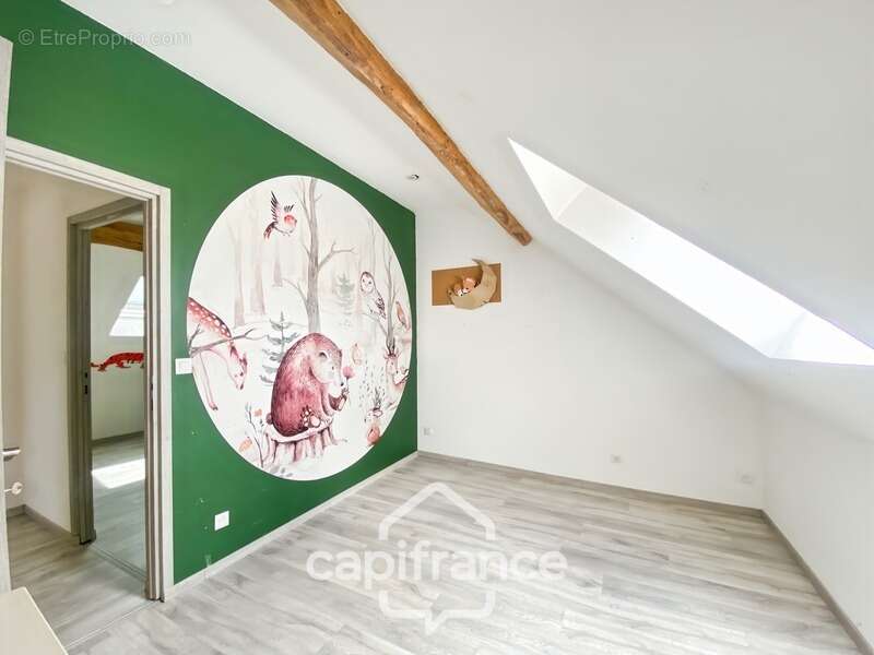 Maison à SAINT-YTHAIRE