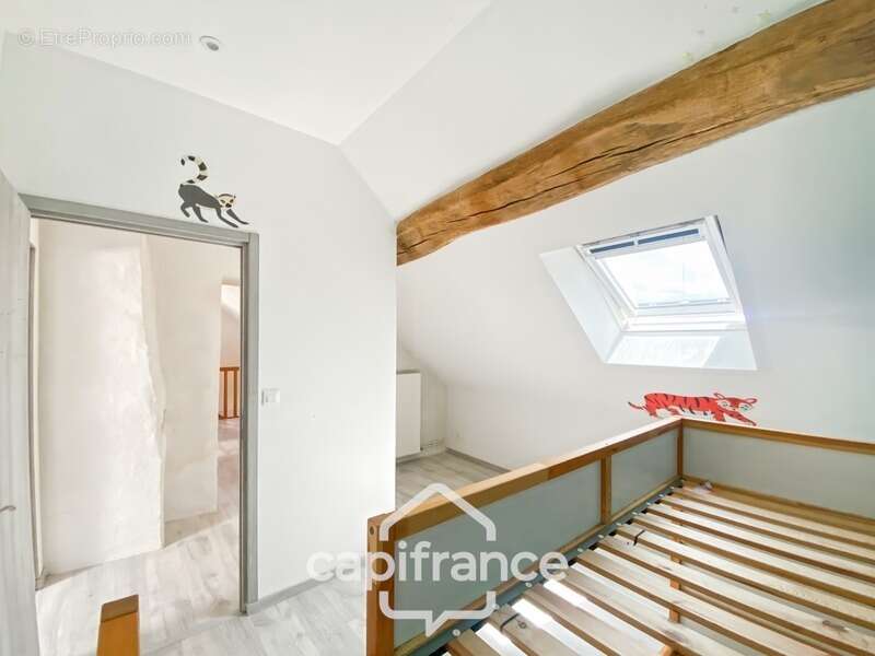 Maison à SAINT-YTHAIRE