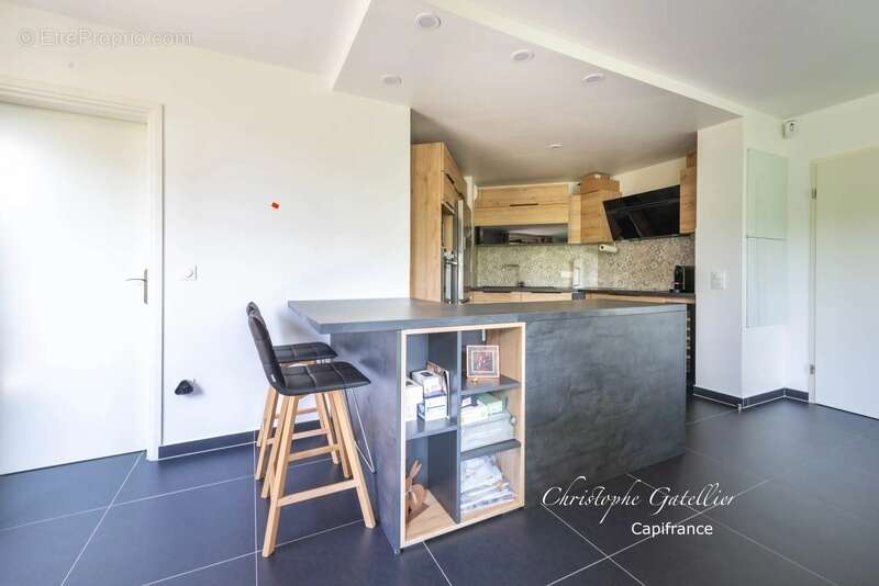 Appartement à SAINT-CYR-L'ECOLE