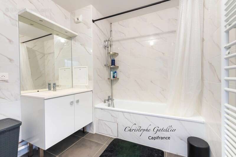 Appartement à SAINT-CYR-L'ECOLE