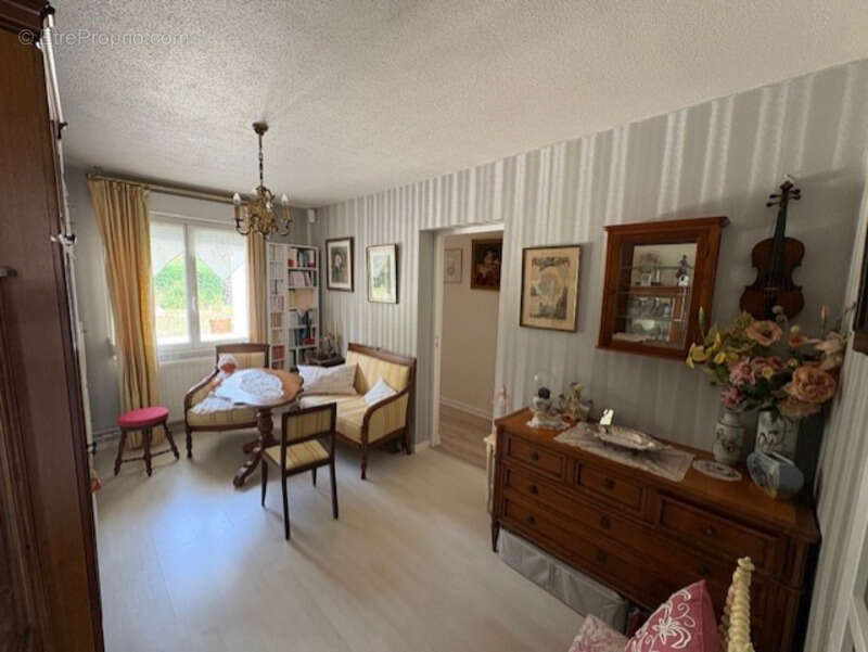 Maison à LE HAILLAN