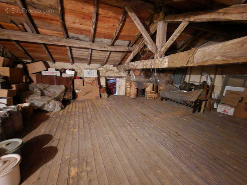 Maison à TONNAY-BOUTONNE