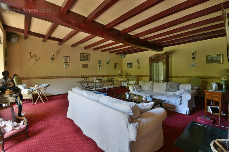 Maison à TONNAY-BOUTONNE