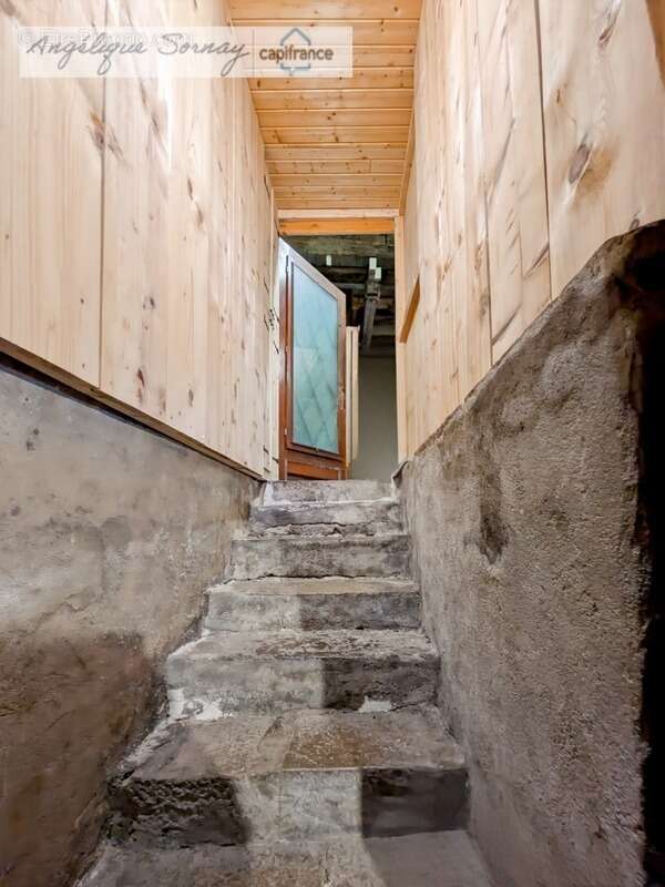 Maison à SAINT-JULIEN