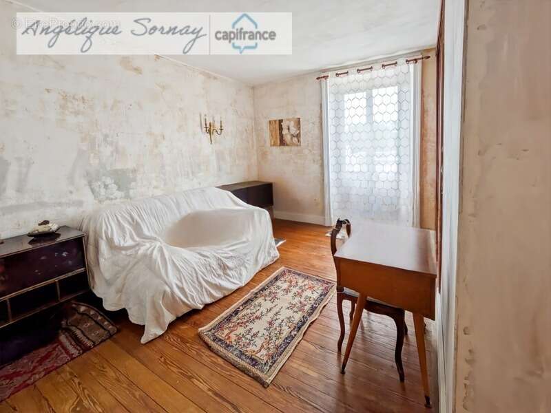 Maison à SAINT-JULIEN