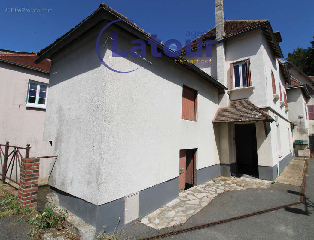 Maison à NONANCOURT