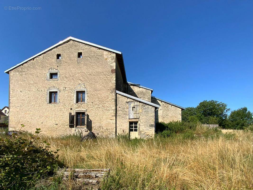 Maison à CONTREXEVILLE