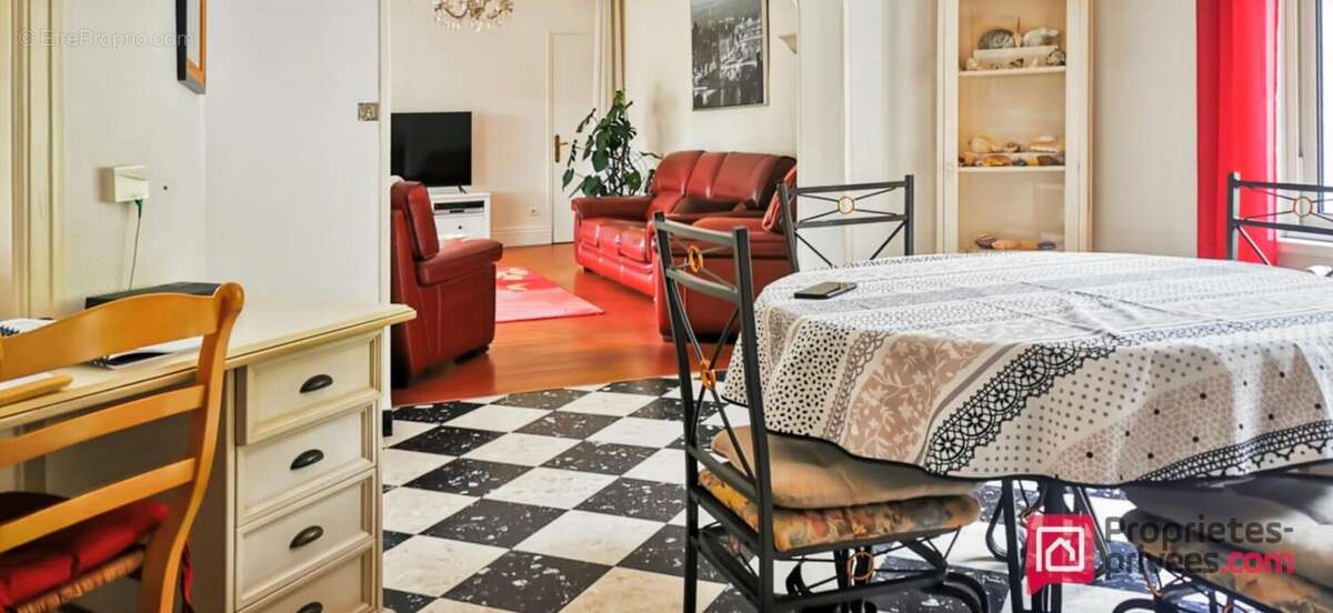 Maison à AUXI-LE-CHATEAU