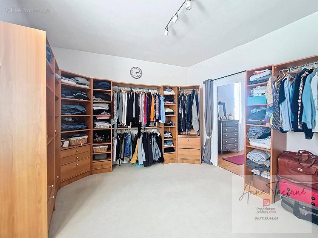 Maison à MONNERVILLE