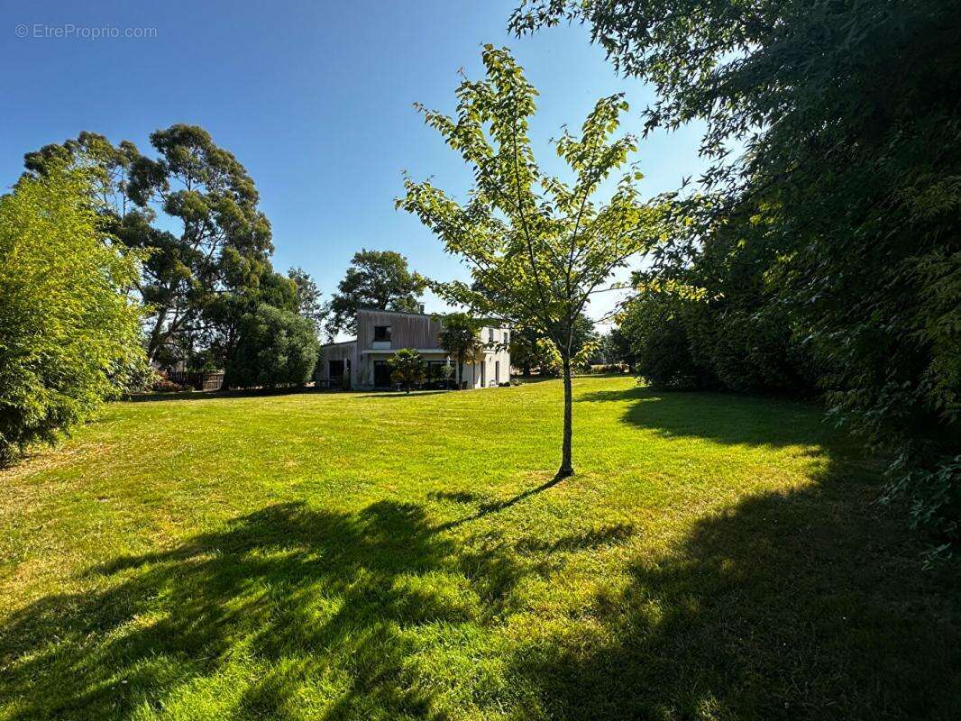Maison à LA GACILLY