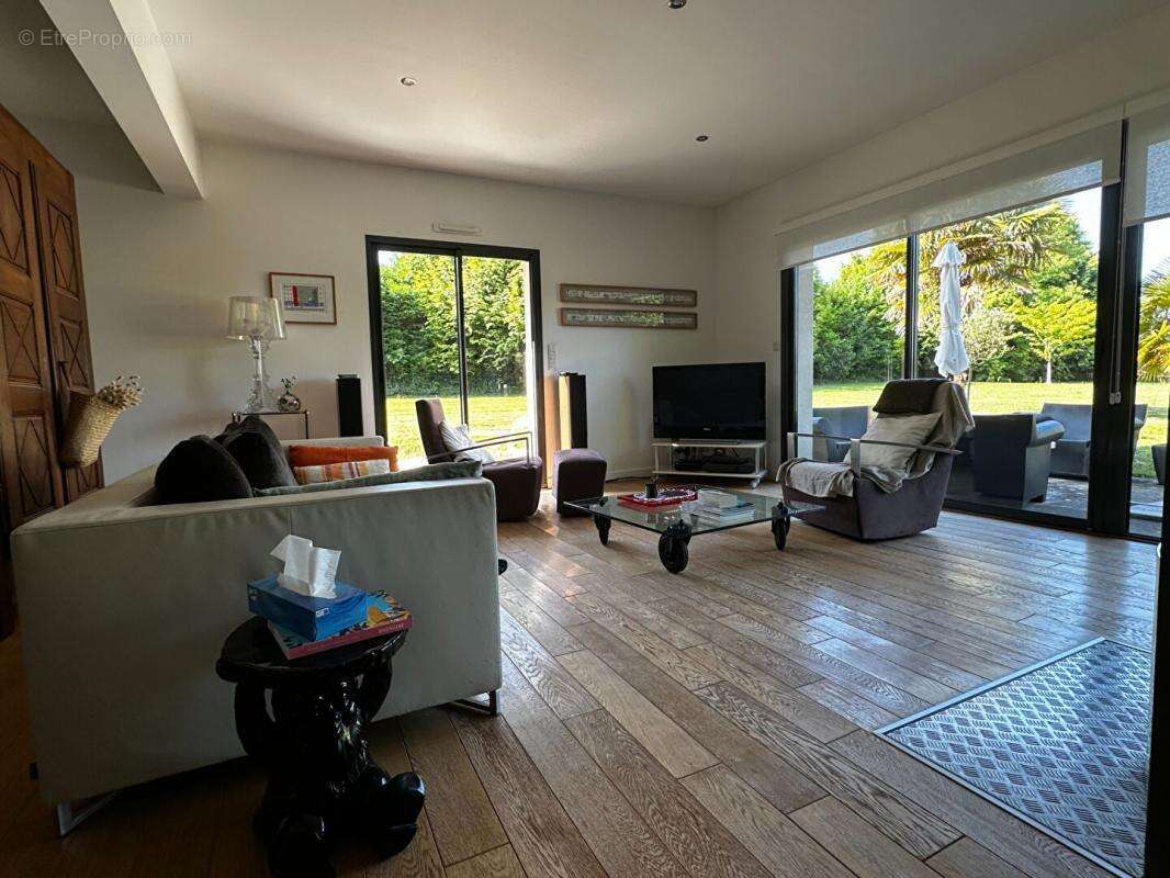 Maison à LA GACILLY