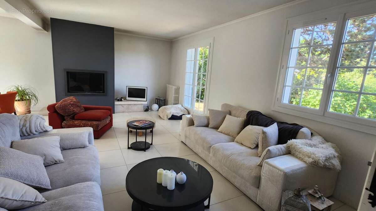 Maison à SAINT-CYR-EN-VAL