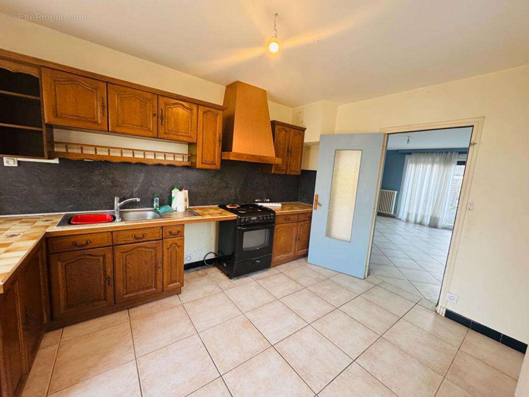 Maison à SAINT-ELOI