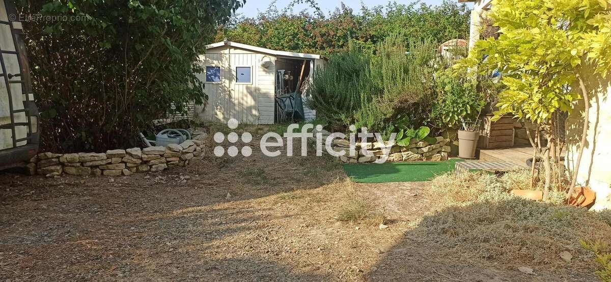 Maison à LA GREVE-SUR-MIGNON