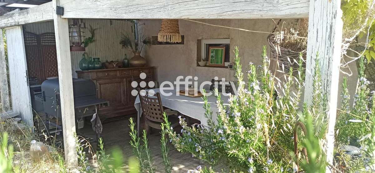 Maison à LA GREVE-SUR-MIGNON