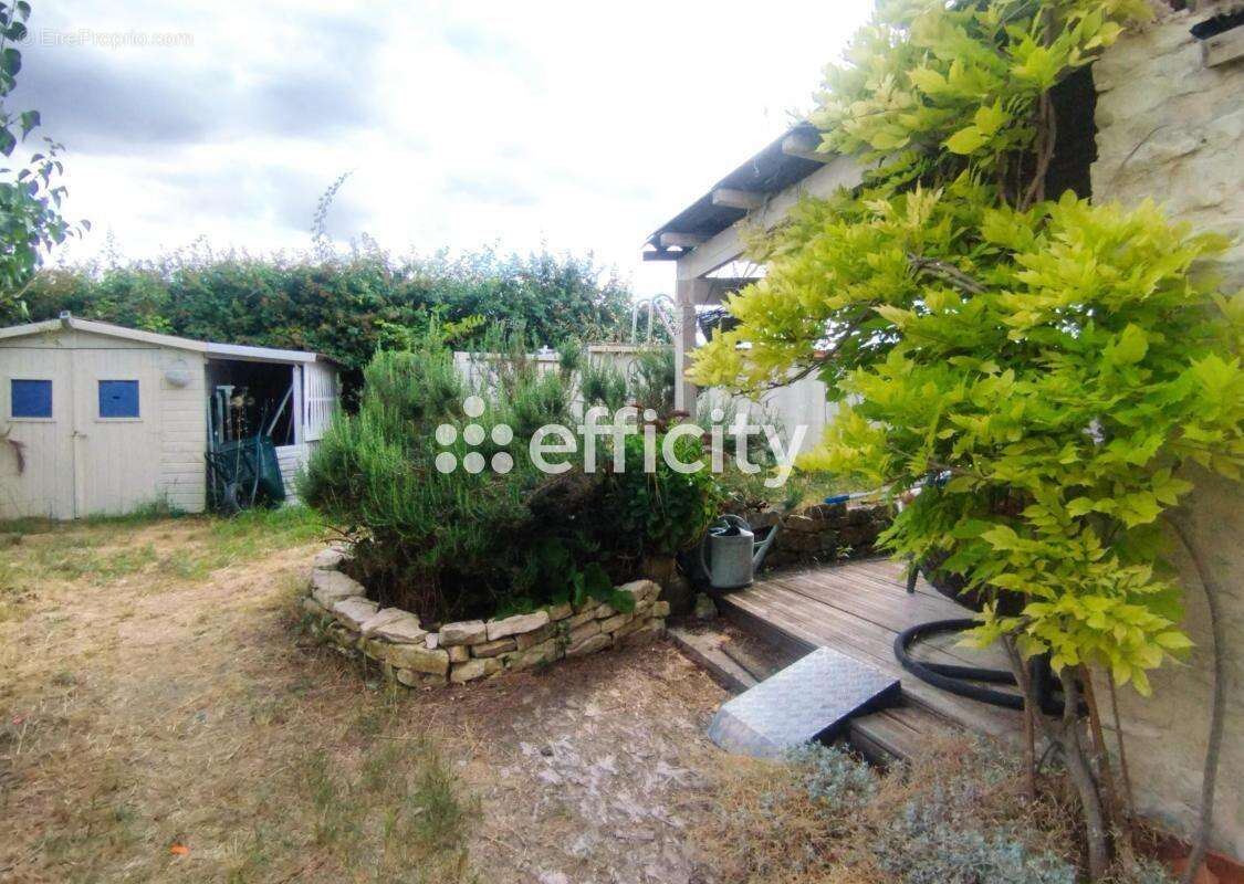 Maison à LA GREVE-SUR-MIGNON