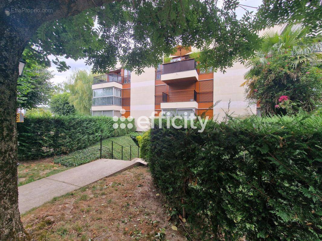 Appartement à LE CHESNAY