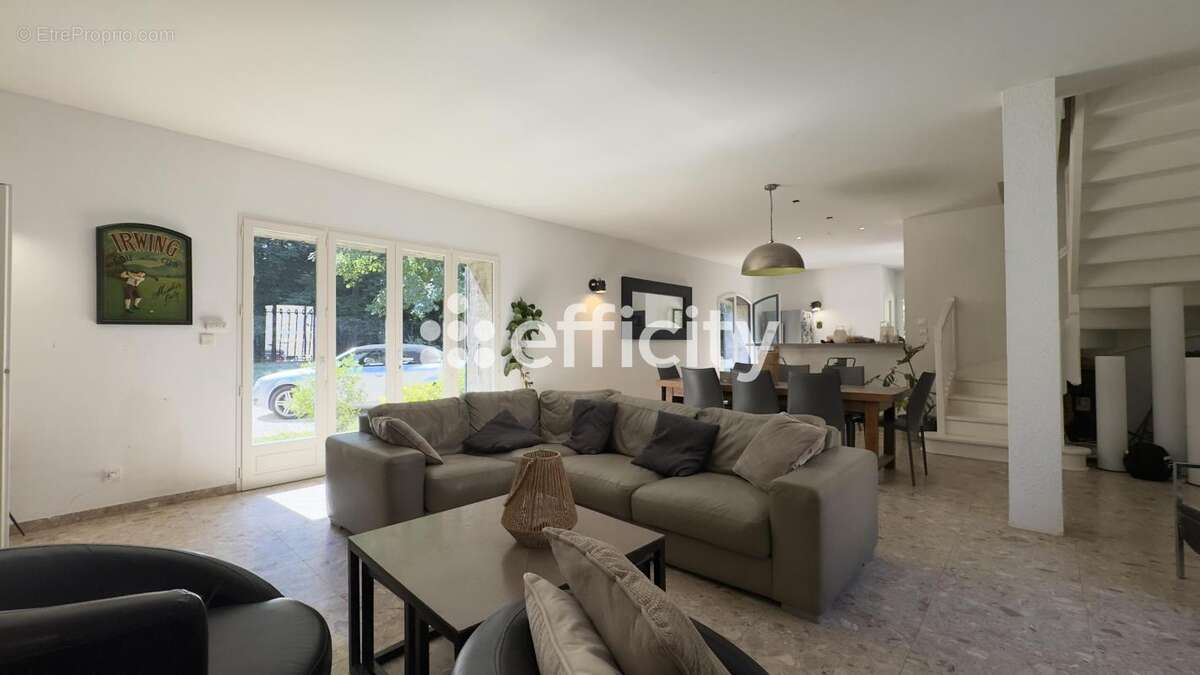 Maison à LORIOL-SUR-DROME