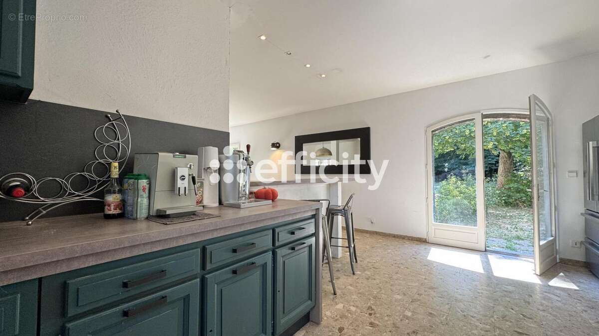 Maison à LORIOL-SUR-DROME