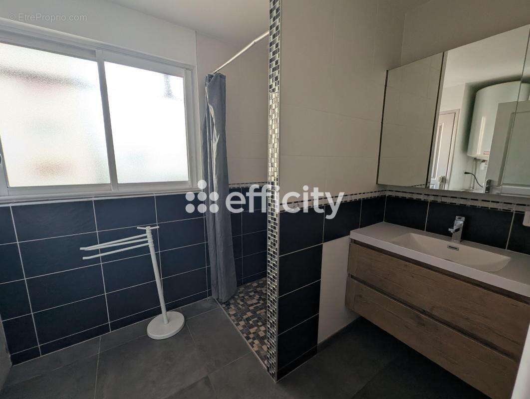 Appartement à AIX-LES-BAINS