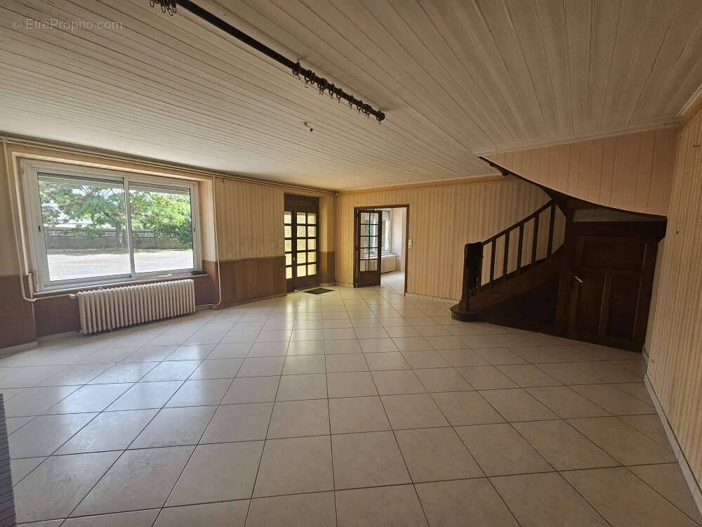 Maison à ERCE-PRES-LIFFRE