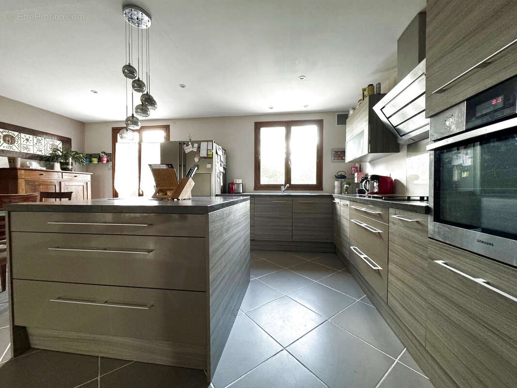 Maison à MORTEFONTAINE