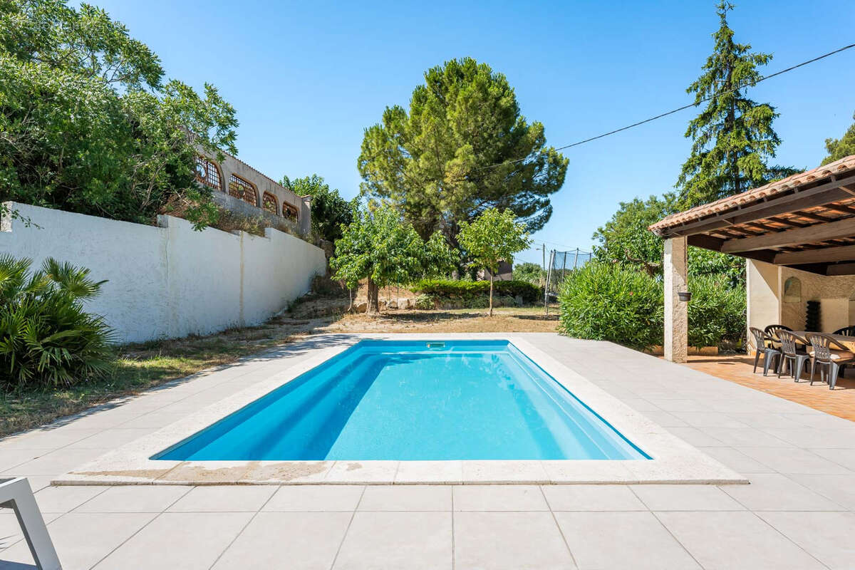 Maison à ROQUEFORT-LA-BEDOULE