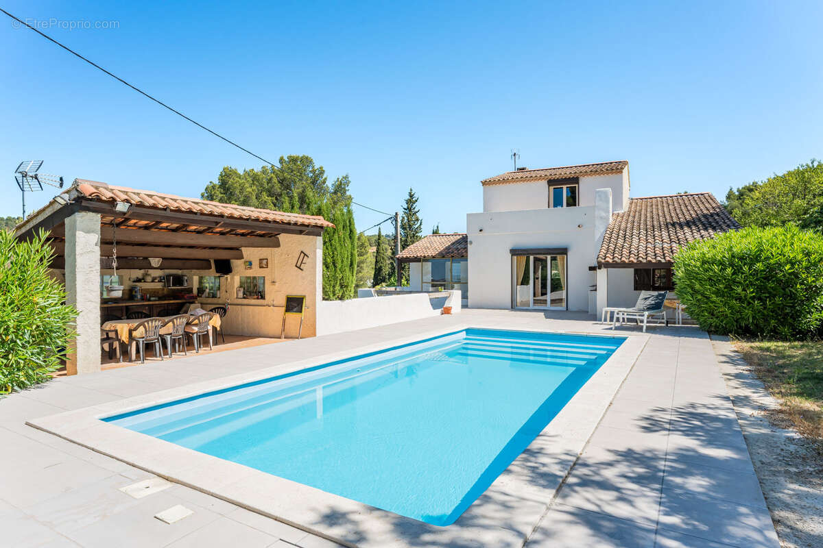 Maison à ROQUEFORT-LA-BEDOULE