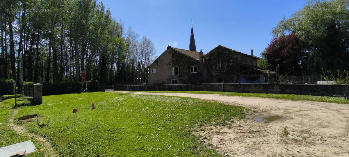 Maison à GIRECOURT-SUR-DURBION