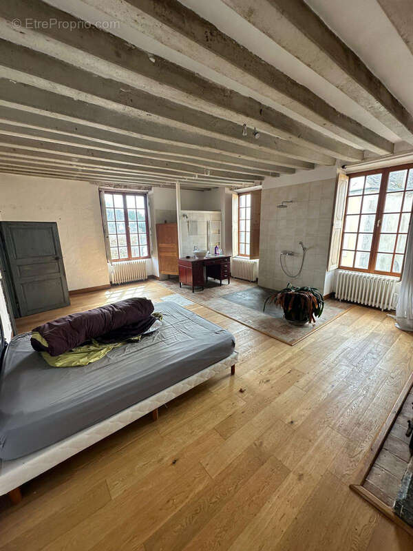 Maison à FRESNAY-SUR-SARTHE