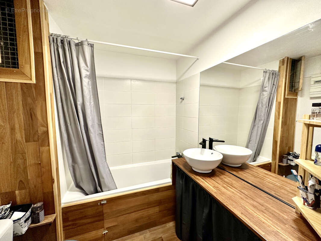 Appartement à MARSEILLE-12E