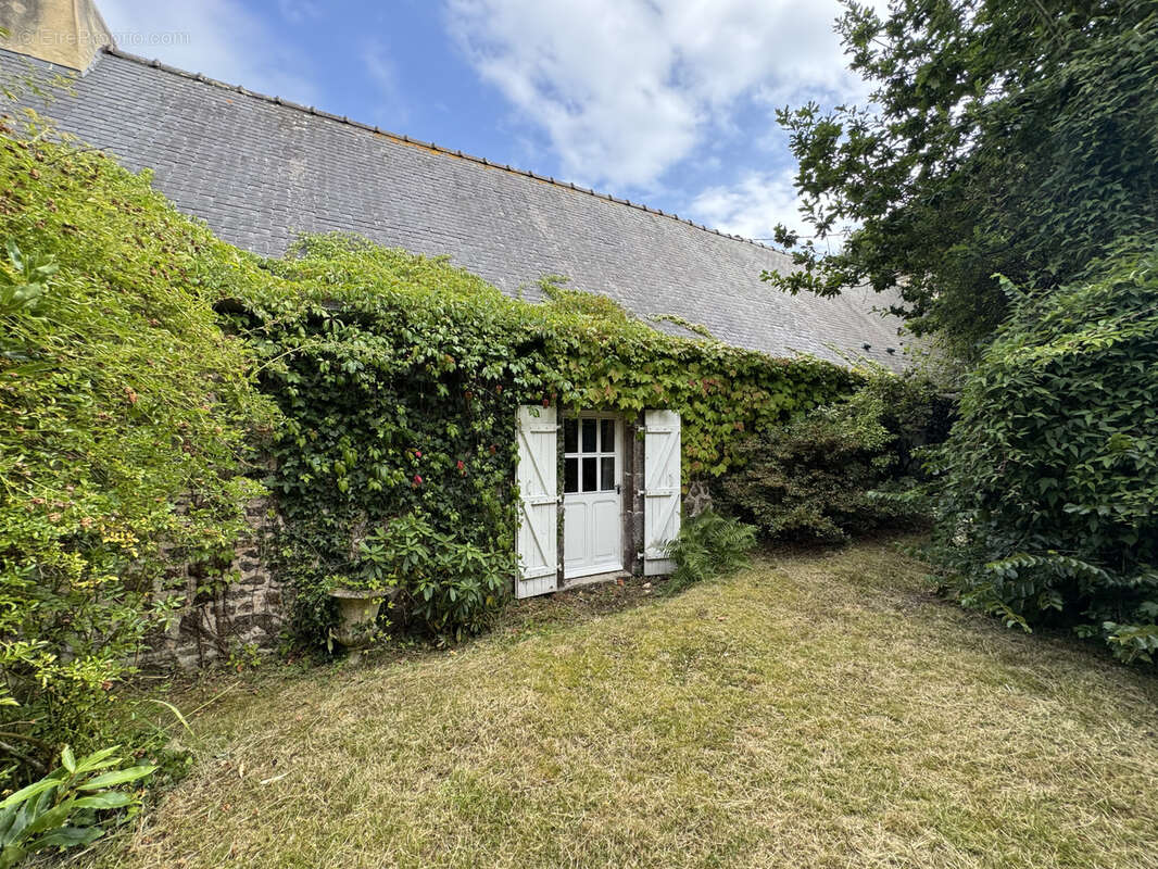 Maison à CAMARET-SUR-MER