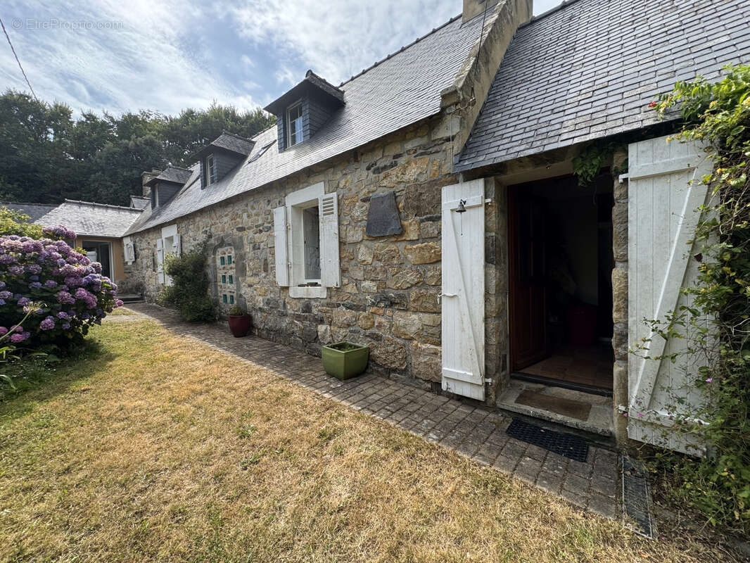 Maison à CAMARET-SUR-MER