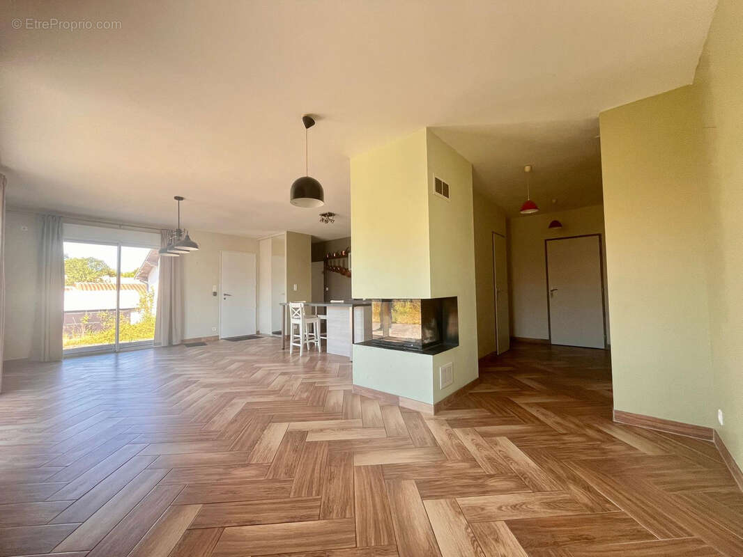 Maison à SAINT-JEAN-DE-BOISEAU