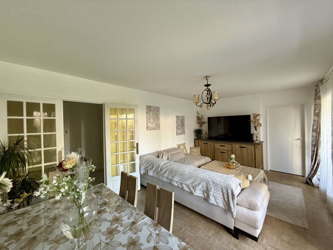 Appartement à SAINT-ETIENNE