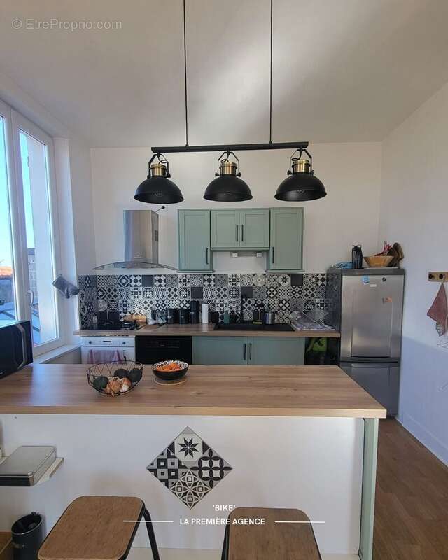 Maison à VILLECHENEVE