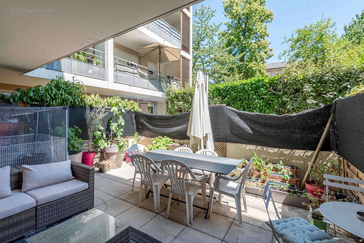 Appartement à VETRAZ-MONTHOUX