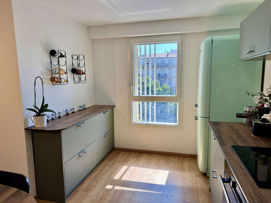 Appartement à MARSEILLE-8E