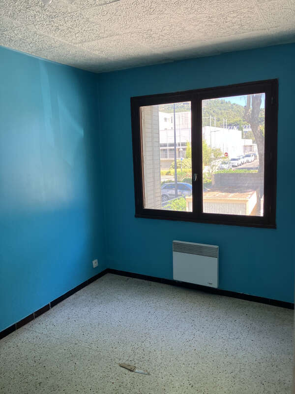 Appartement à SIX-FOURS-LES-PLAGES