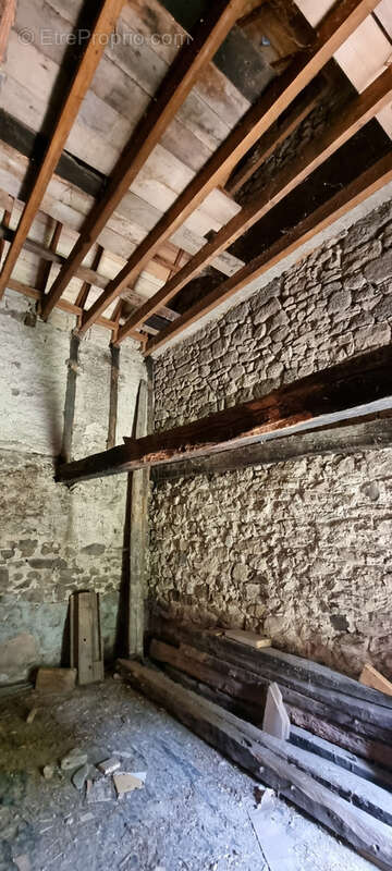 Maison à SOULAGES-BONNEVAL