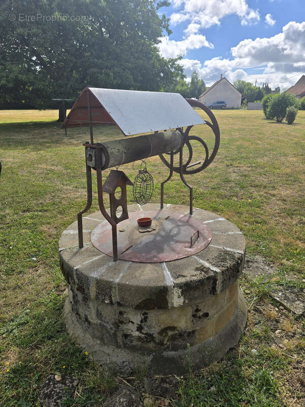 Maison à CHALIVOY-MILON