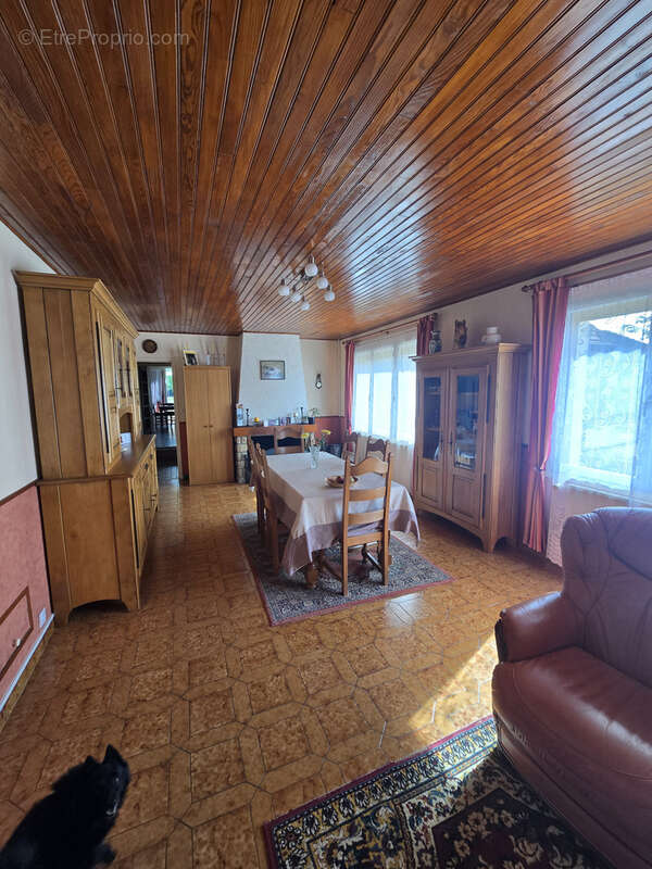 Maison à CHALIVOY-MILON