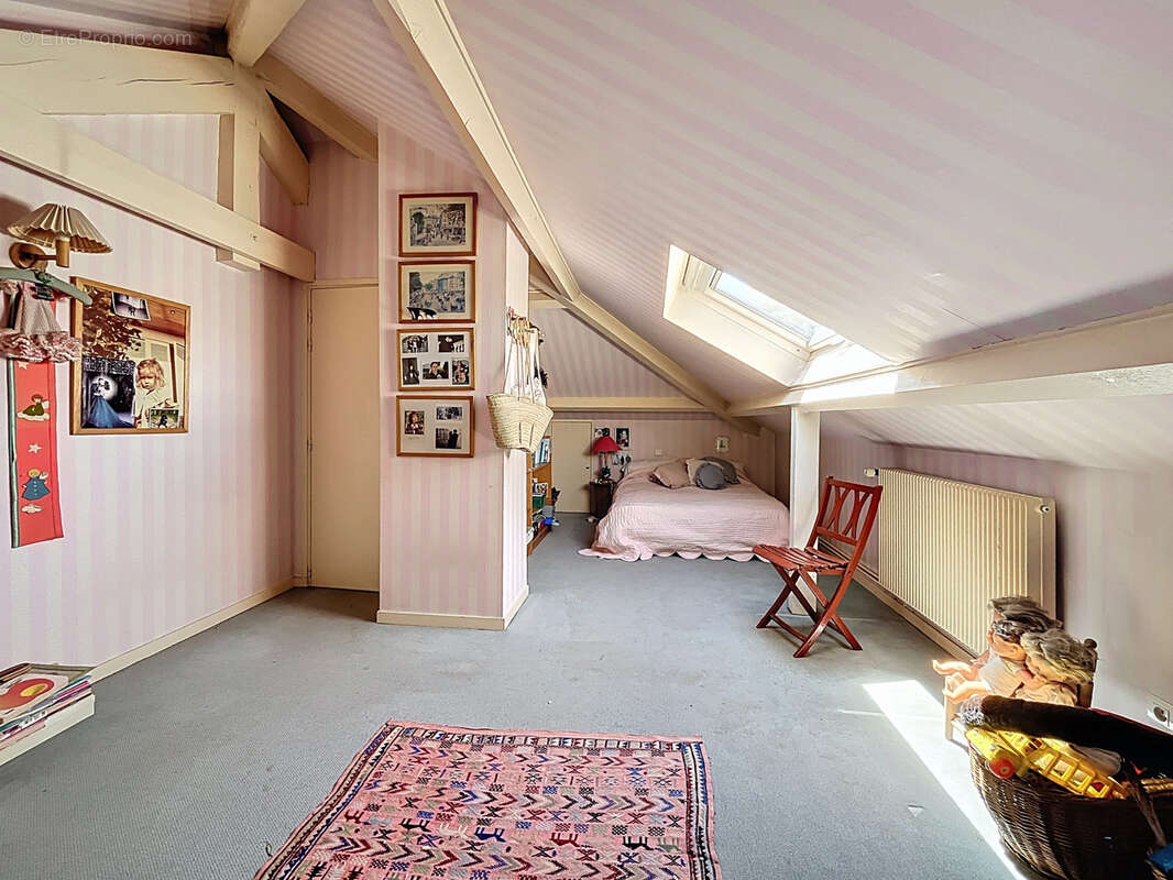 Maison à FRANCHEVILLE